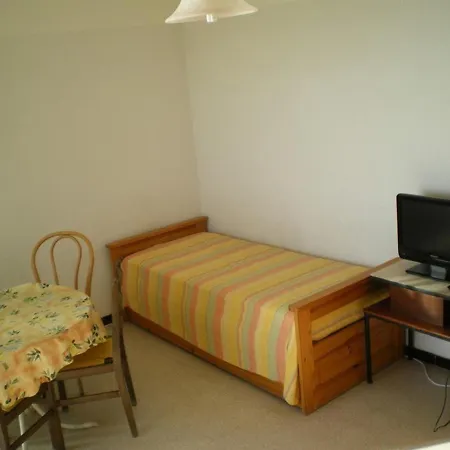 Studio Lumineux Avec Terrasse Et Parking Au Lavandou - Fr-1-308-170 Апартаменты *