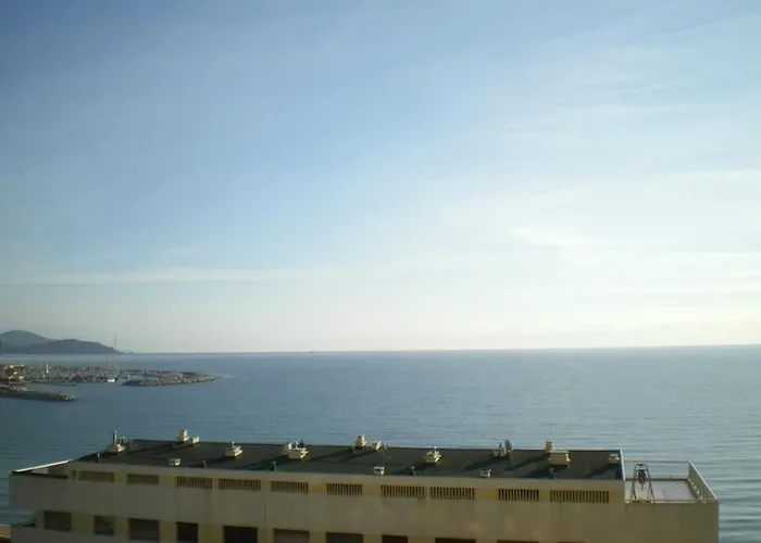 Appartement Studio en bord de mer au Lavandou avec terrasse et vue imprenable - FR-1-308-170 Le Lavandou